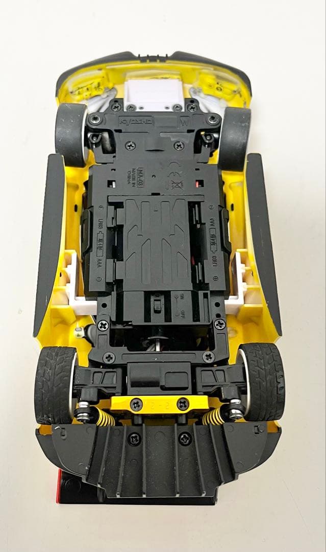 京商　シボレー コルベット C8.R イエロー シャーシ セット ミニッツ