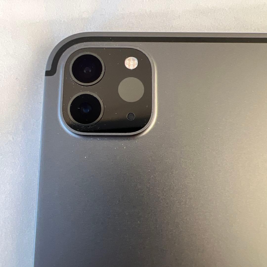 iPadPro12.9 第五世代M1 セルラー ドコモ