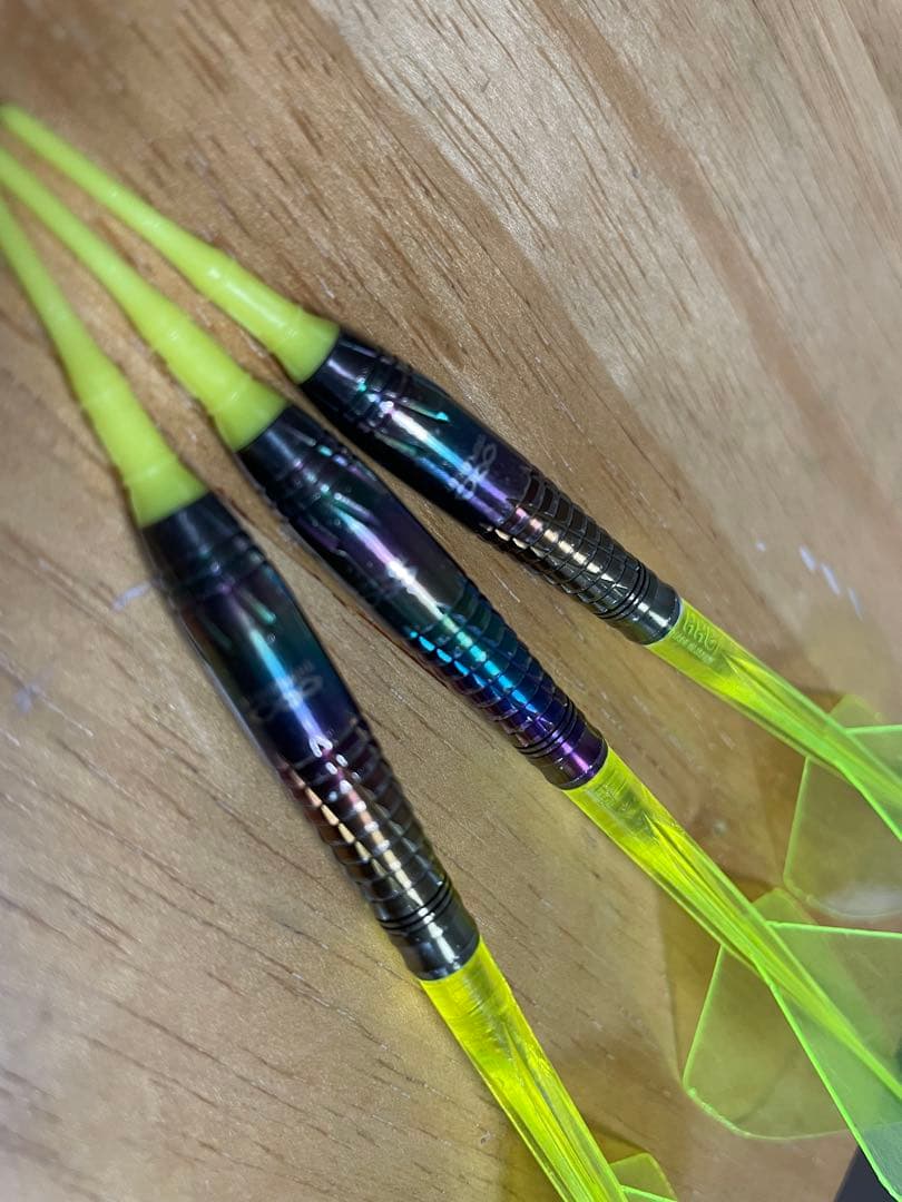 DYNASTY TRIPLEIGHT charm Rainbow95ダーツバレル