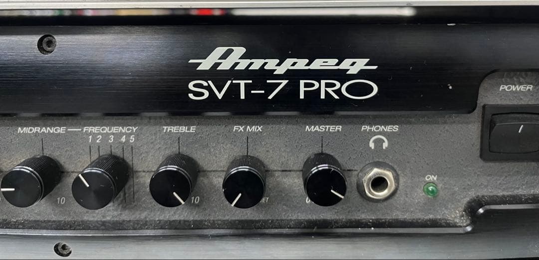 Ampeg SVT-7 PRO ベース用アンプ