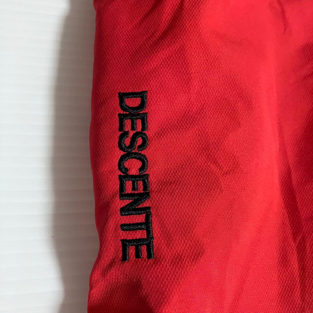 美品　DESCENTE デサント　キッズ　スキーウェア　２点セット　赤　130