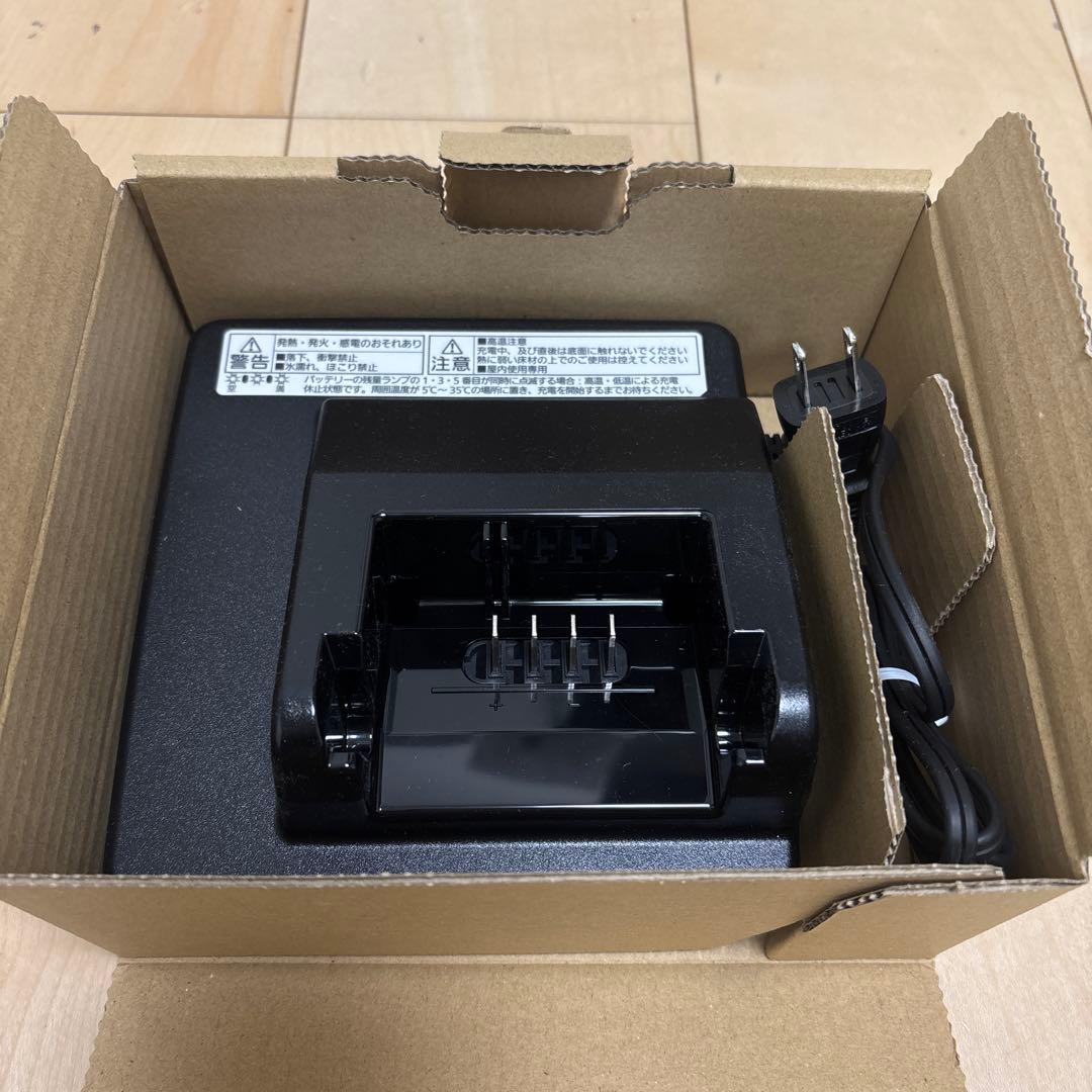 Panasonic NKJ075Z1B 充電器　新品