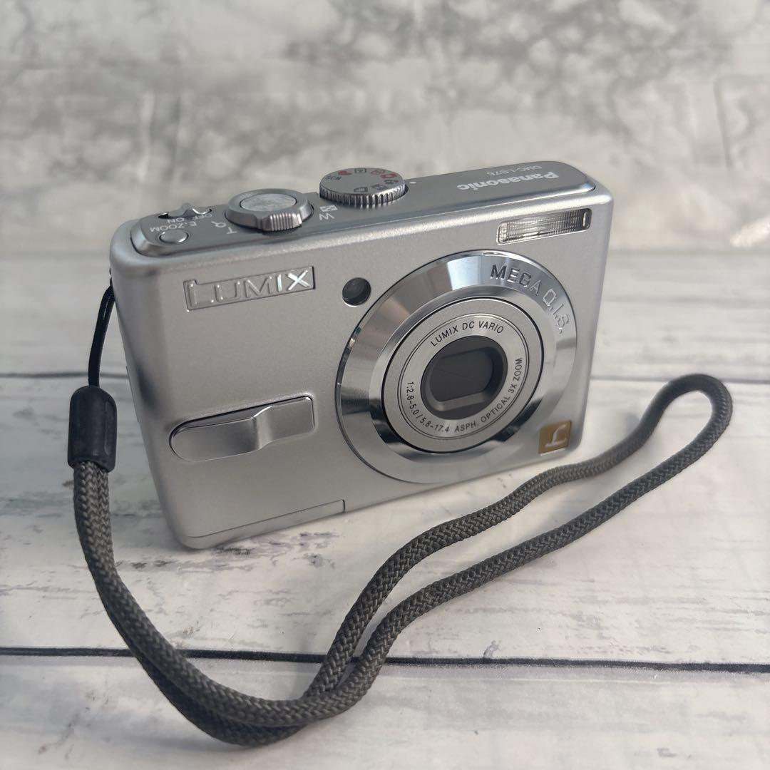 【美品】Panasonic DMC-LS75 シルバー コンパクトデジタルカメラ