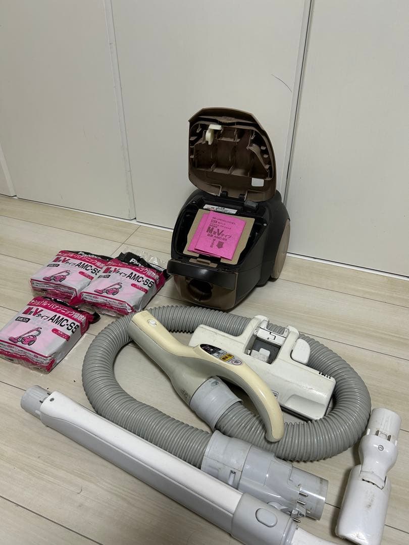 Panasonic MC-PK18G 掃除機 2018年製 紙パック16個付き