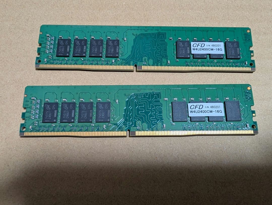 Crucial DDR4-2400 メモリ デスクトップ用 16GB 2枚