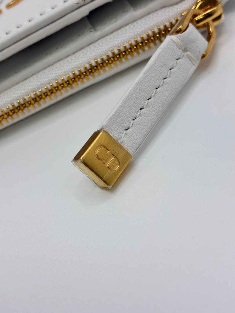 Christian Dior(クリスチャンディオール) カロダリア 2つ折り財布