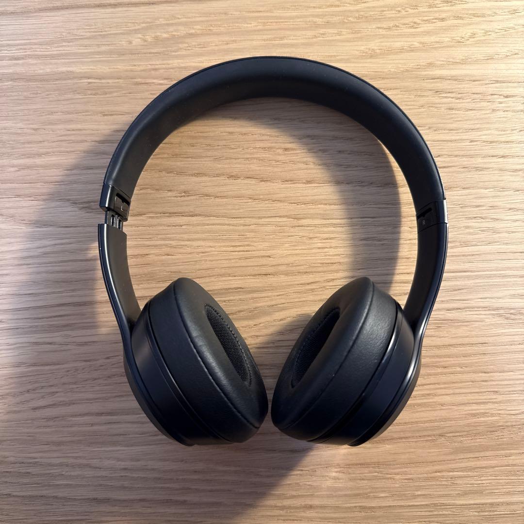 Beats Solo3 Wireless ブラック　ヘッドホン　収納ケース付き