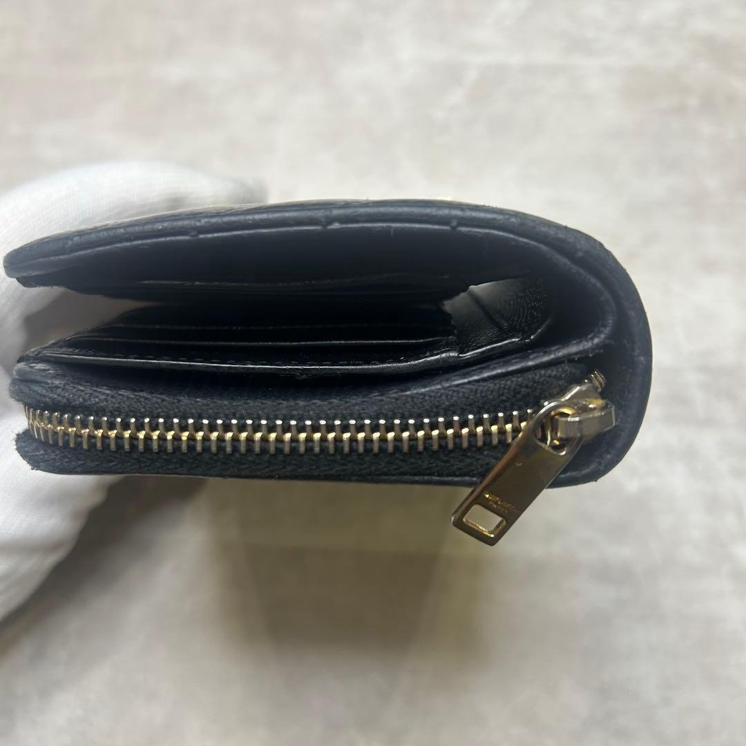 大人気✨サンローラン カサンドラ 二つ折り財布 Vステッチ ブラック