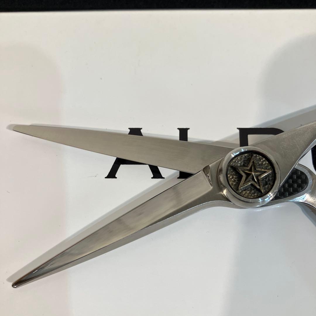 シザー　NOBUプロデュースTOGINON