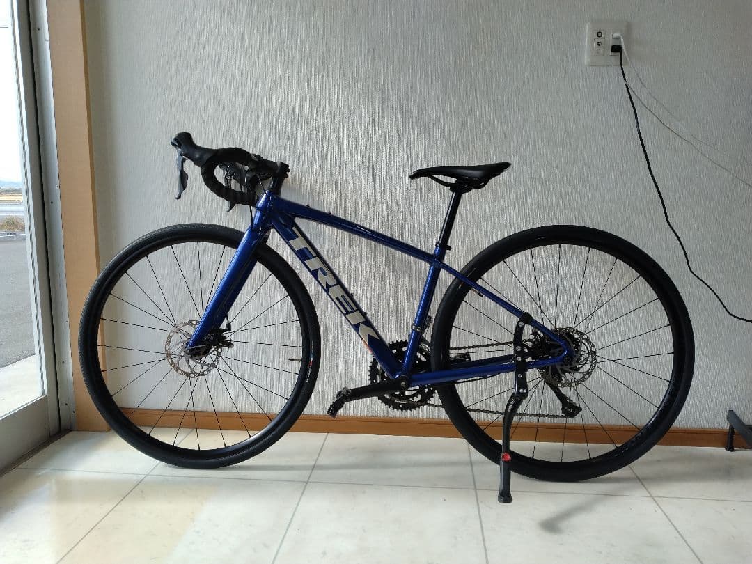 最終値下げ　TREK Domane AL2　Gen3 Hex Blue