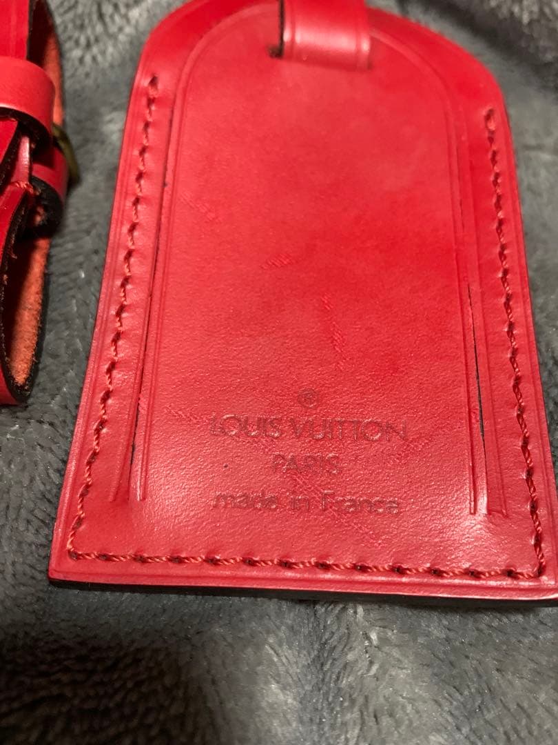 LOUIS VUITTON レザー ネームタグ レッド　美品