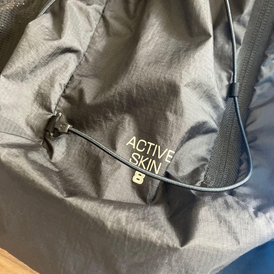 L*様 購入日に即発送 美品 SALOMON ACTIVE SKIN 8 Lサイ