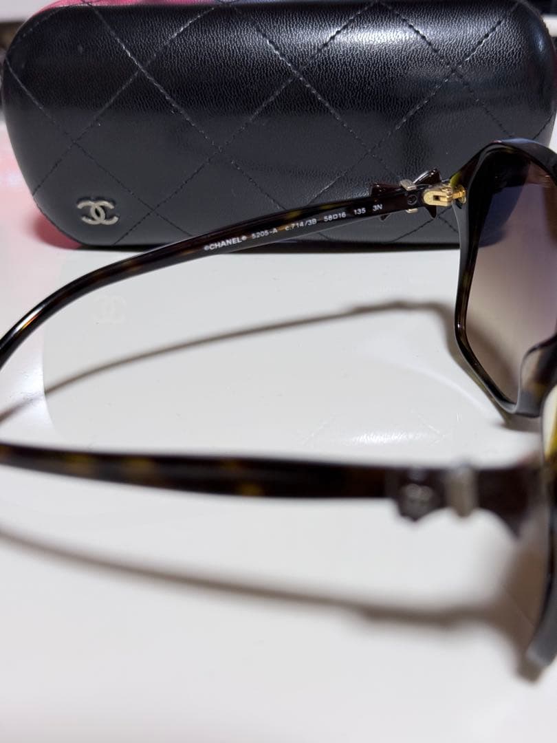 CHANEL ブラウンレンズ サングラス ケース付き