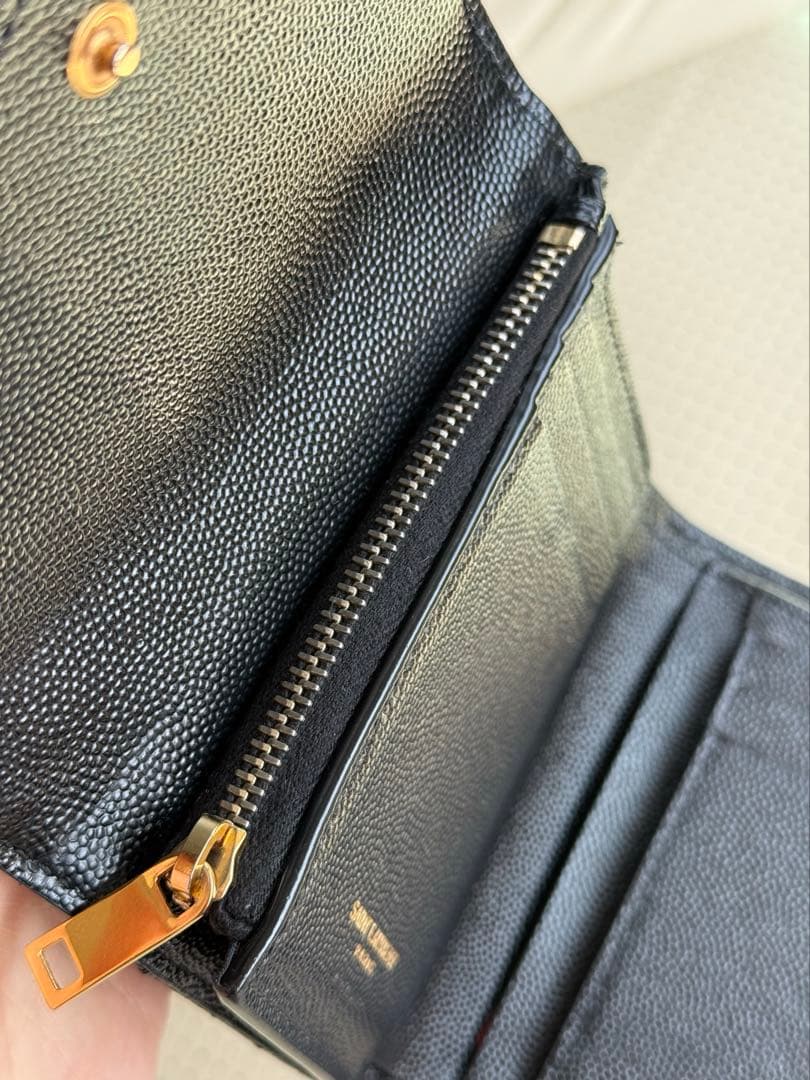 YSL 黒 三つ折り財布