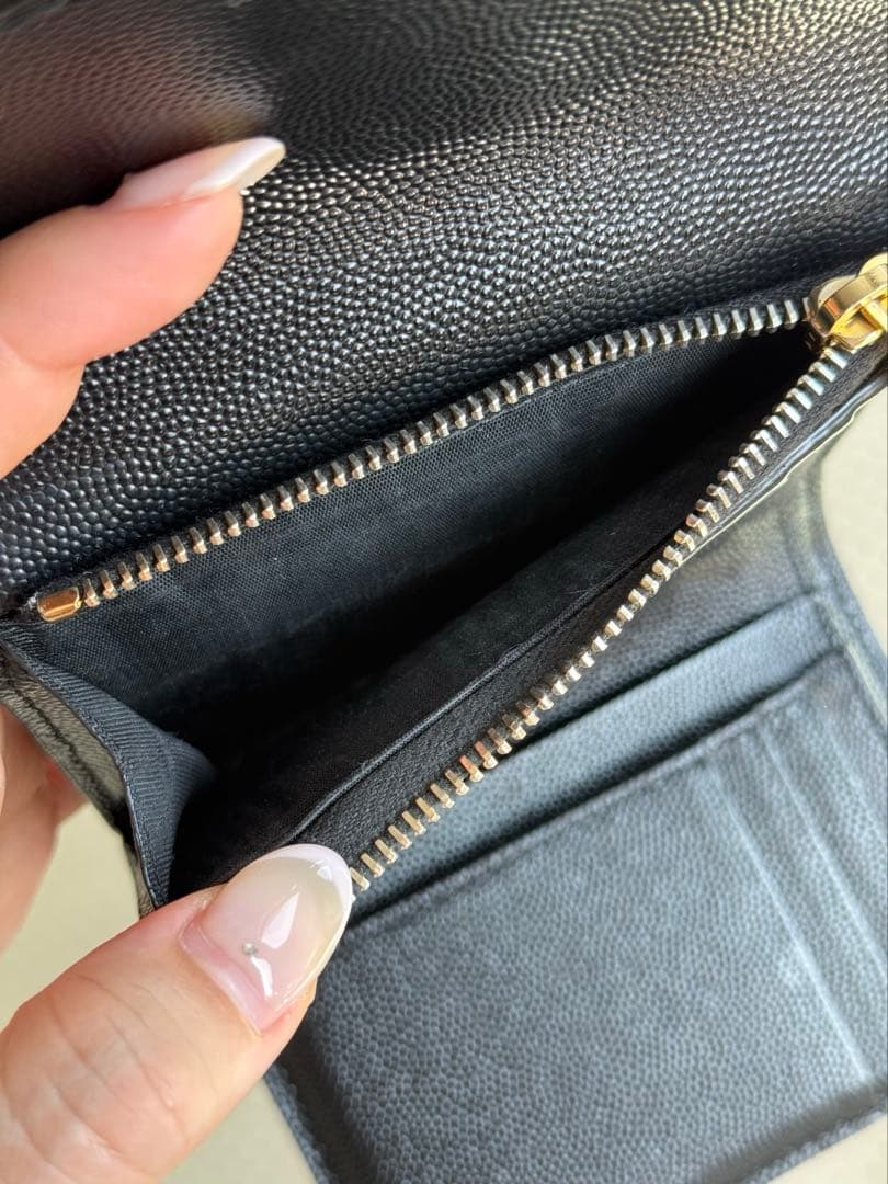 YSL 黒 三つ折り財布