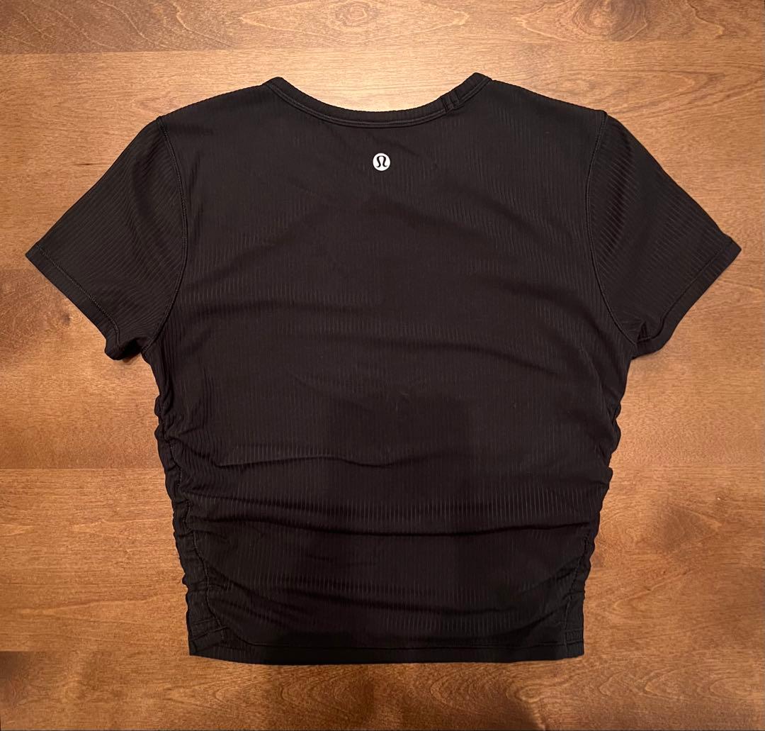 All It Takes リブNulu Tシャツ　サイズ4 黒