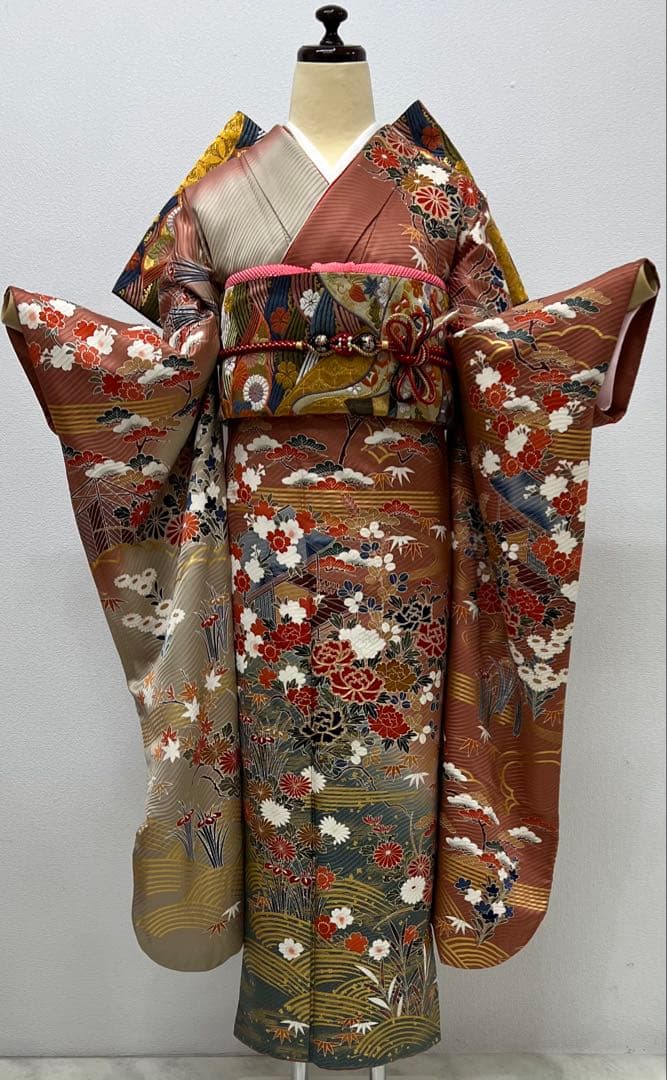 振り袖　フルセット　長襦袢　古典柄　手描き　金彩加工　刺繍入り　成人式　804
