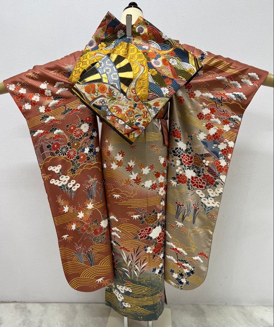 振り袖　フルセット　長襦袢　古典柄　手描き　金彩加工　刺繍入り　成人式　804