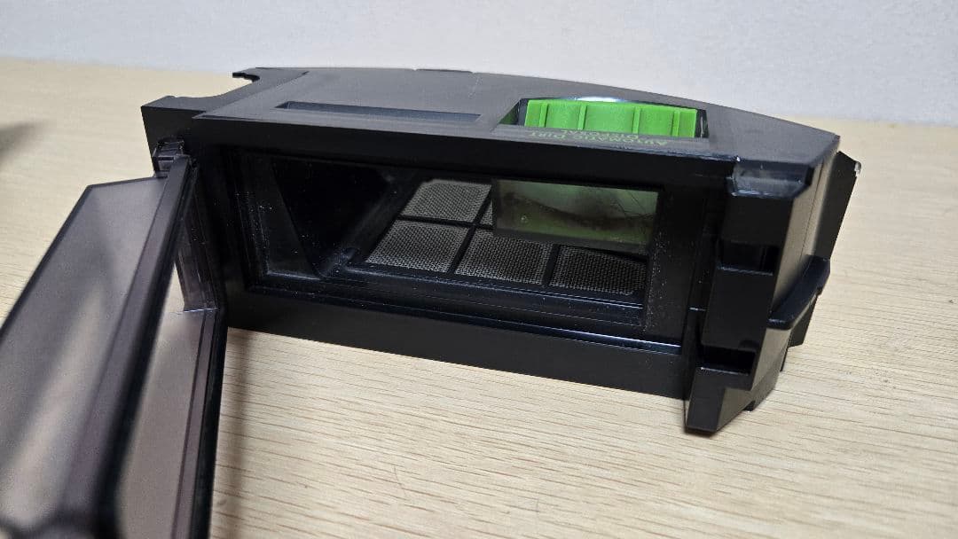 Roomba i7+ ロボット掃除機本体