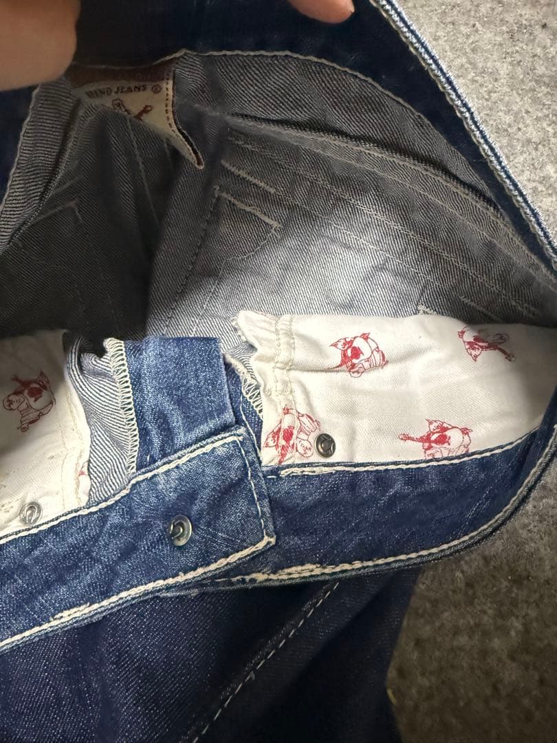 希少☆True Religion ブーツカットデニム 24