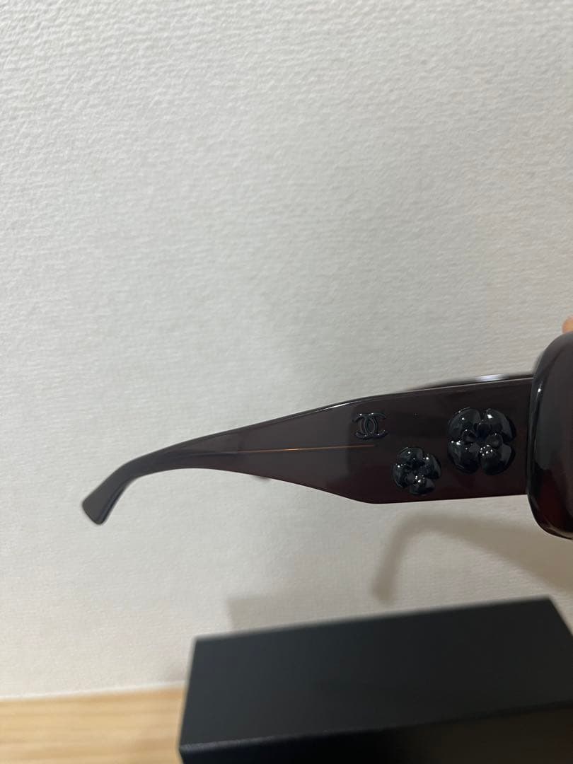CHANEL ブラウン サングラス ケース付き