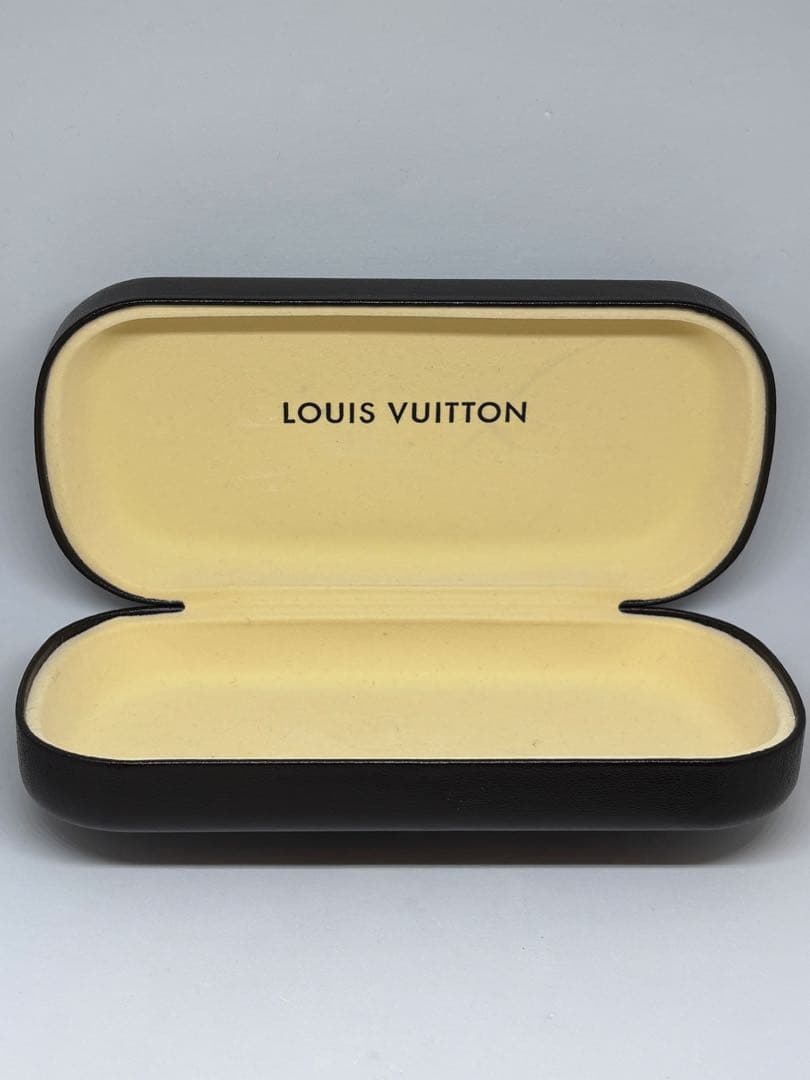 LOUIS VUITTON ルイヴィトン サングラス キャットアイ Z00510