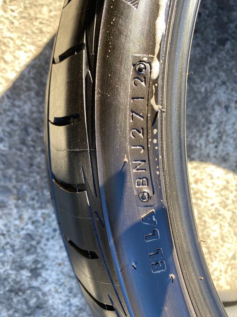 BRIDGESTONE PLAYZ 245/35R20 4本セット送料込み
