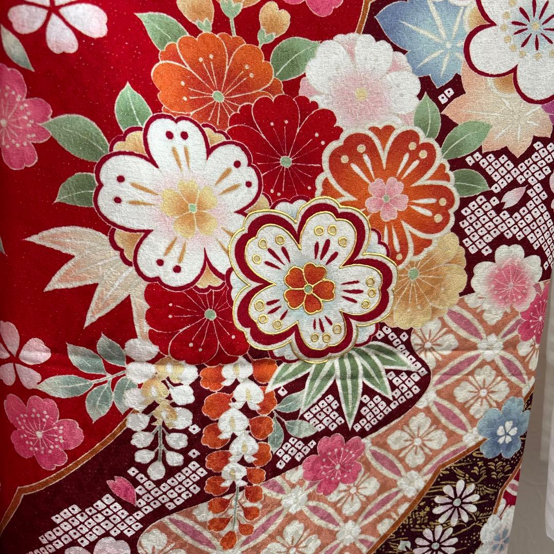 未使用に近い　正絹振袖フルセット　長襦袢付き　古典柄　豪華駒刺繍　成人式に