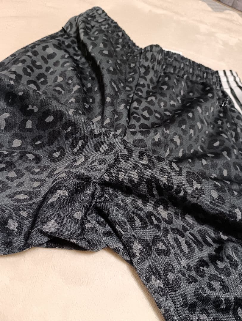 adidasレオパード ファイヤーバード 極美品 S表記 JV7582