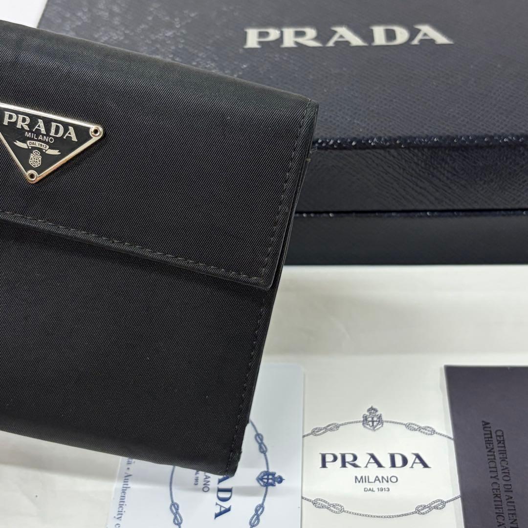 新品同様‼️ プラダ　PRADA 財布　三つ折り　折り財布　テスートナイロン　三角