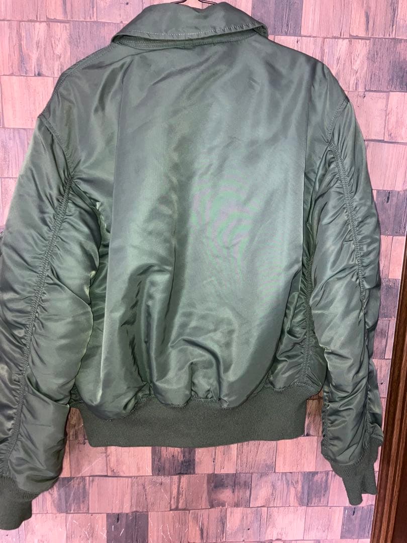 ALPHA INDUSTRIES CWU-45Pフライトジャケット グリーン