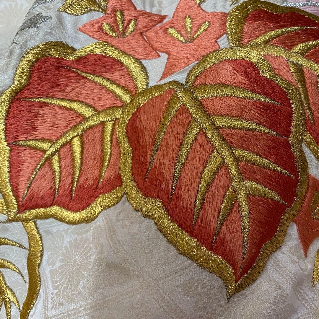 振袖フルセット❤️豪華off-white暈し✨菊牡丹藤垂れ金銀糸刺繍際立つ✨逸品