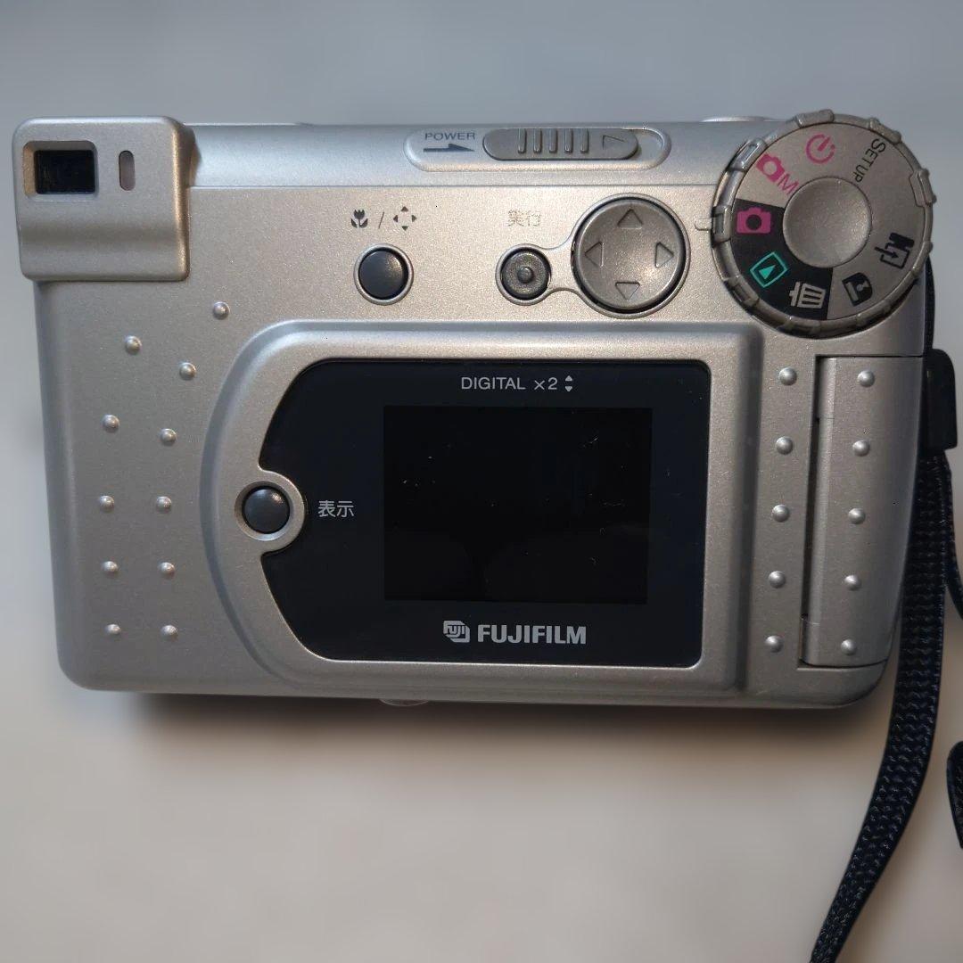 Fujifilm FinePix500デジタルカメラ ・美品・レトロ