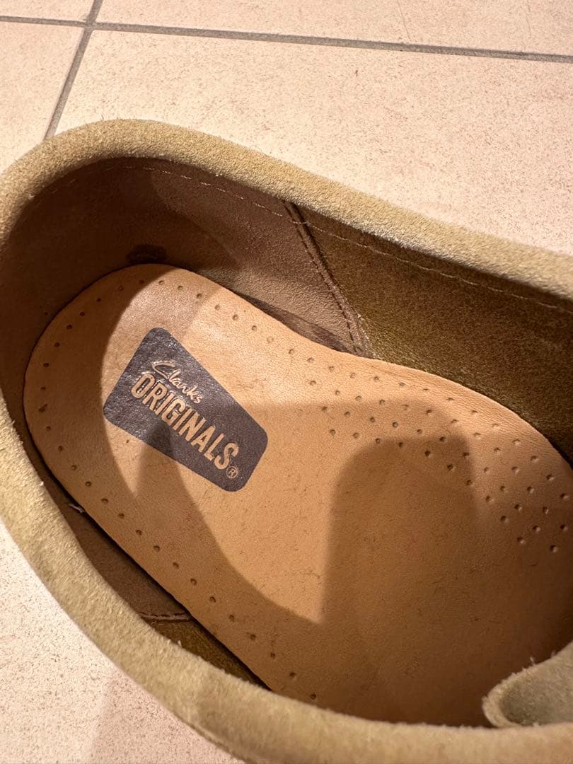Clarks クラークス　ワラビー　ベージュ　サンド