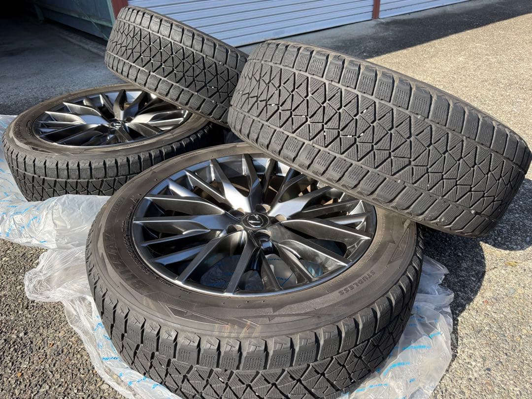 レクサス純正　車種(RX) 20インチホイールタイヤ4本セット(スタッドレス)
