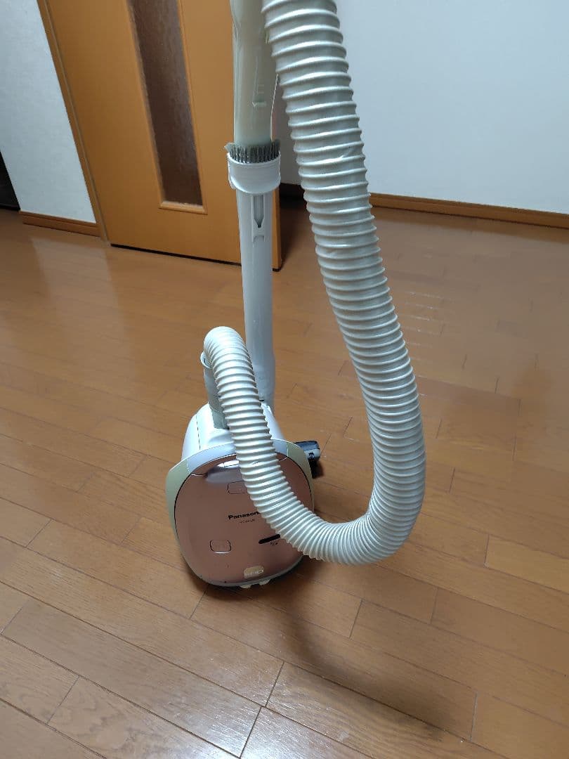 3月24日発送　Panasonic MC-PA22G 掃除機
