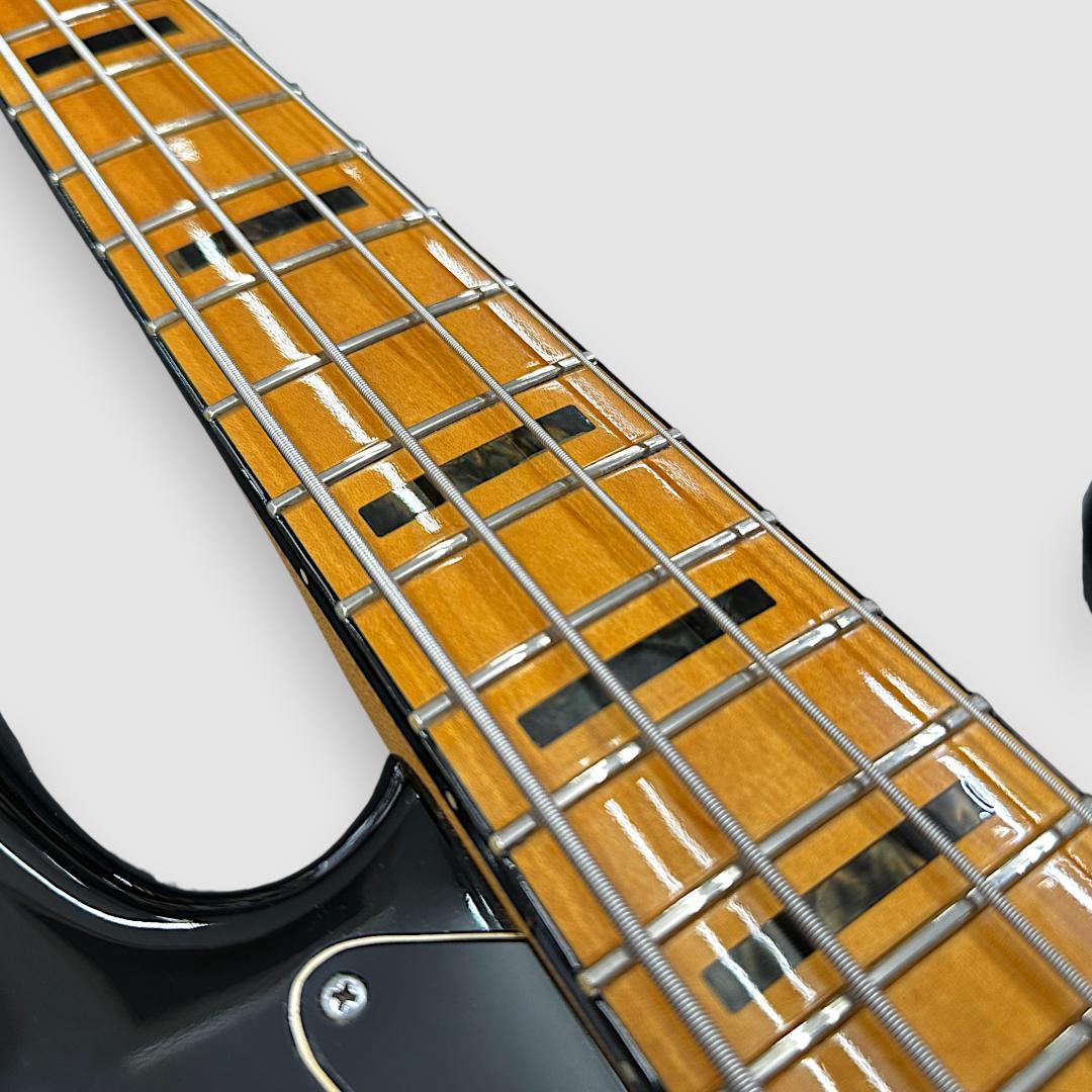 ベース Fender American Deluxe JazzBass N3 Black