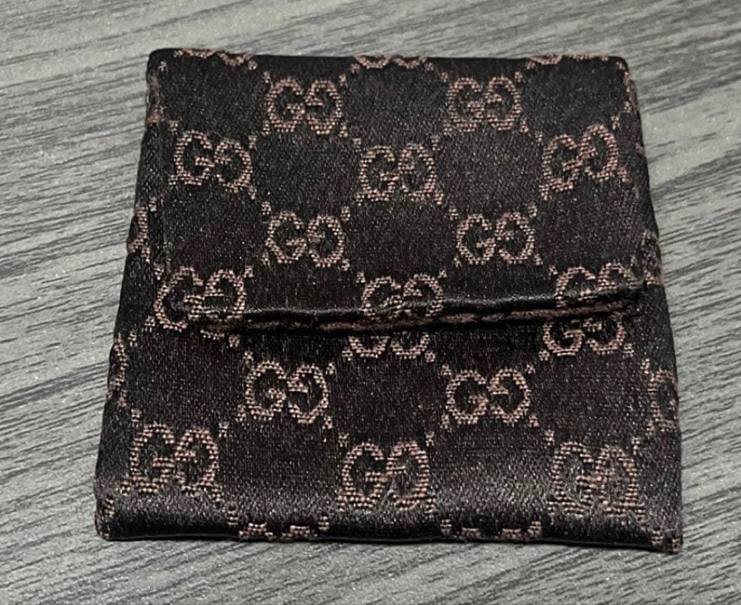 美品　オールドGUCCI ロゴプレートネックレス