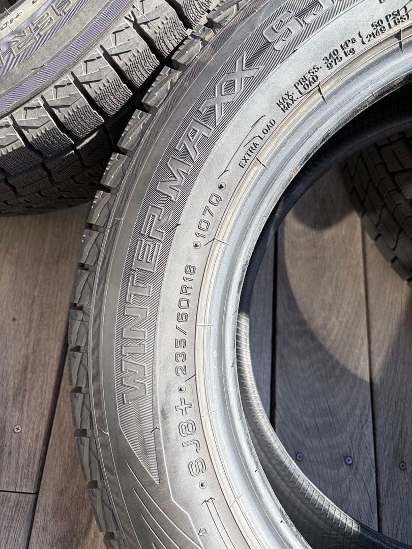 ほぼ新品10mm山　WINTER MAXX 235/60R18 スタッドレス4本