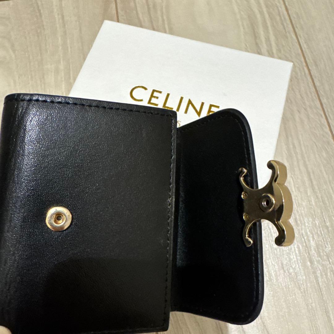 CELINE ブラック 三つ折り財布　トリオンフ