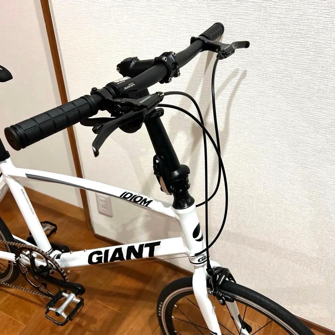 美品 GIANT Idiom 20インチ 9速 新品部品 スラム ダホン ターン
