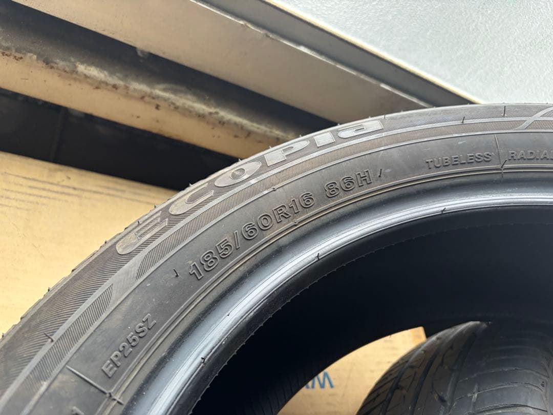 185/60R16 中古タイヤ2本　ブリヂストン