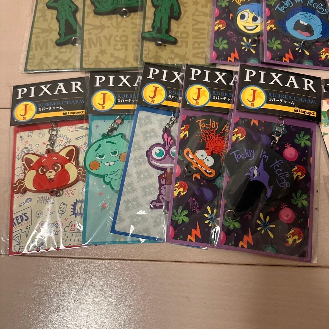 HappyくじPIXAR 2025　フィギュアなどまとめ売り計34点