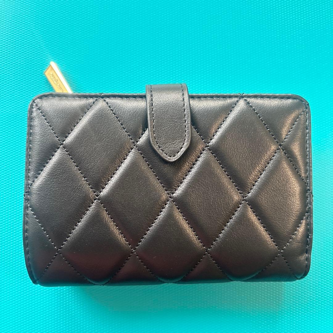 新品未使用　Kate spade 二つ折り財布　黒