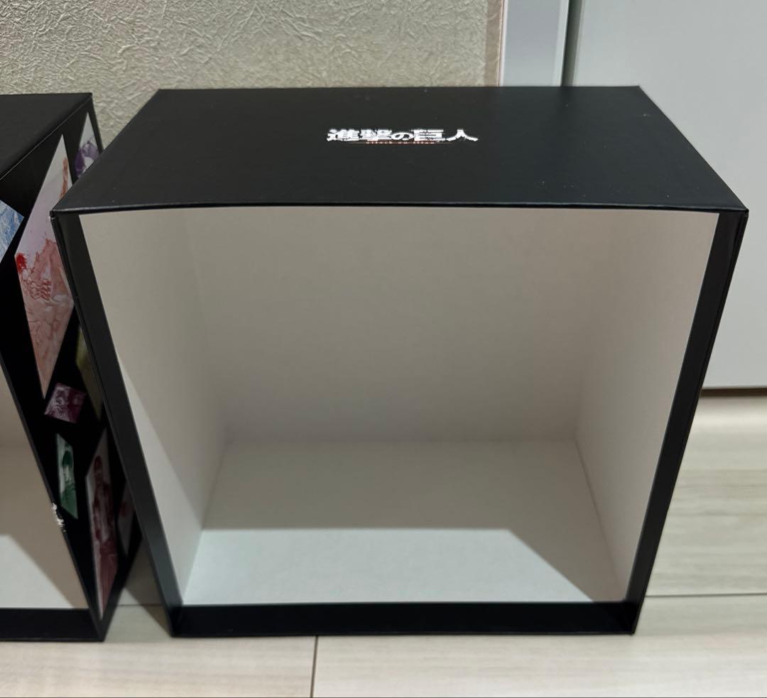進撃の巨人 単行本　収納ボックス　全巻収納BOX