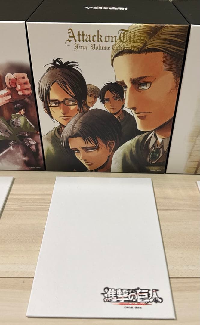 進撃の巨人 単行本　収納ボックス　全巻収納BOX