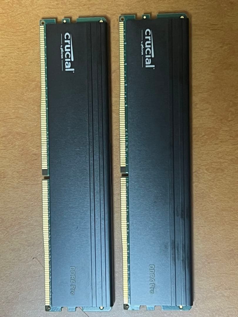 メモリー CRUCIAL DDR4 3200mhz 64gb 32x2