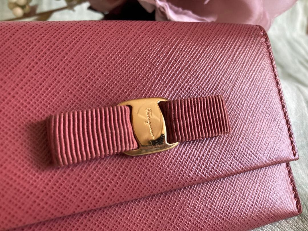 【美品】FERRAGAMO フェラガモ　カードケース　名刺入れ　くすみピンク♡