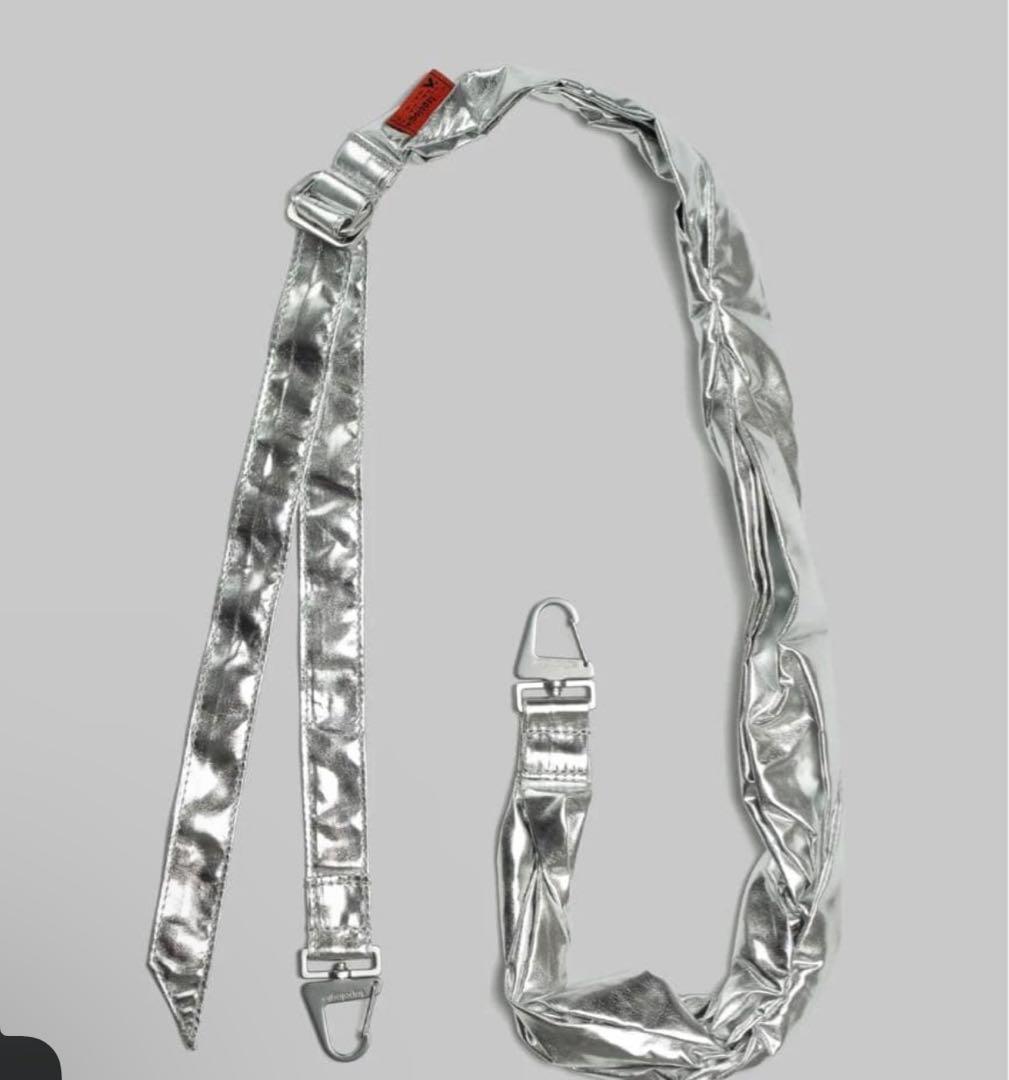 新品未使用topologie Twisted Strap