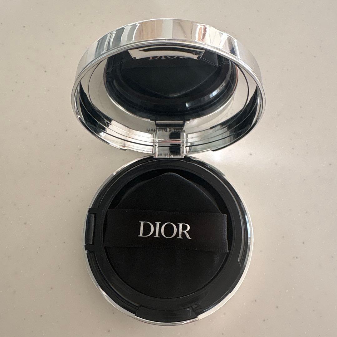 Dior フォーエバーハイドラグロウクッションファンデーション 0N